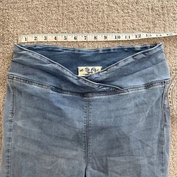 We The Free People Venice Beach Pull On Flare Jeans 30 70s Retro Hippie Indie - Picture 5 of 11